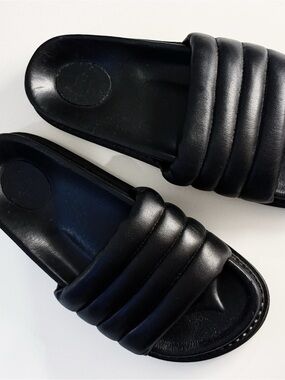 THE BALI TAILOR - Raya slide